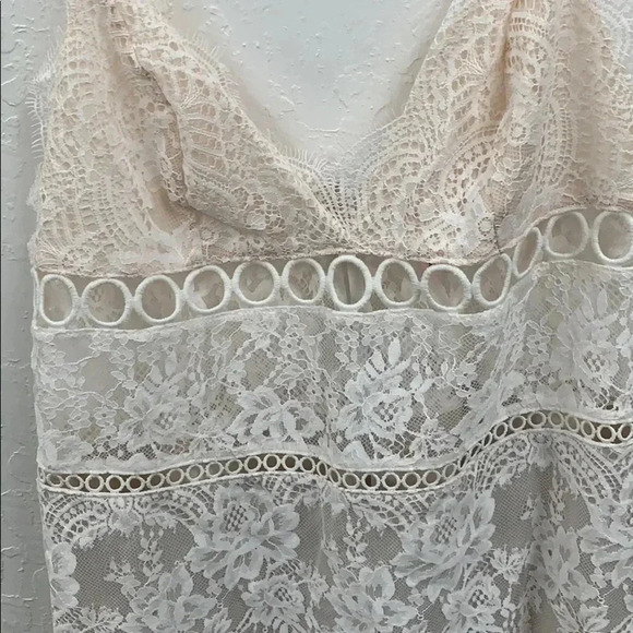 Victoria’s Secret Lace Embroider Slip Dress Size Small - Picture 5 of 8